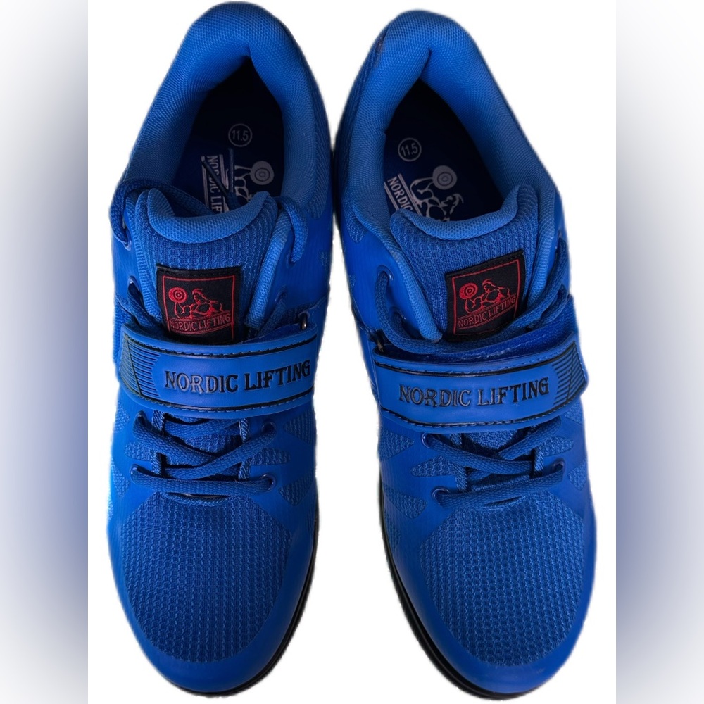 Nordic Ware Blue Athletic Shoes with Mesh Upper